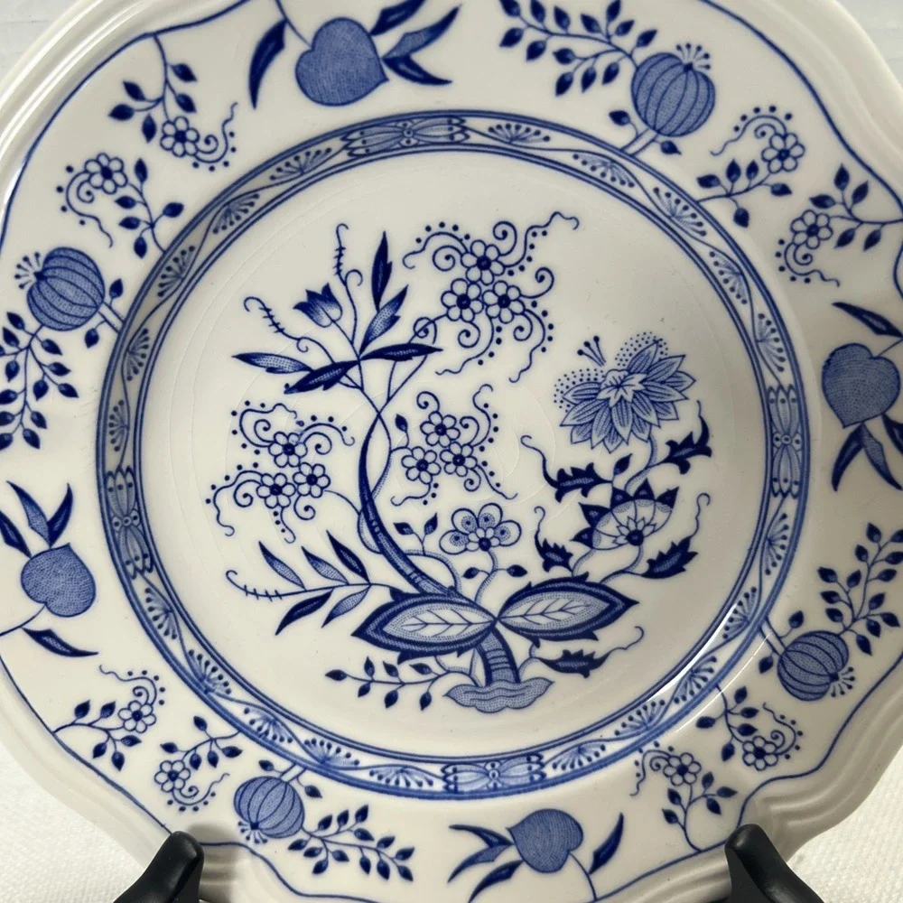 Vintage Oriental Onion Ironstone Salad plate 7 3/4 4610 Made in Japan